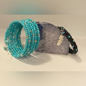 NEW Teal and silver memory wire bangle - Strictly Canadian!